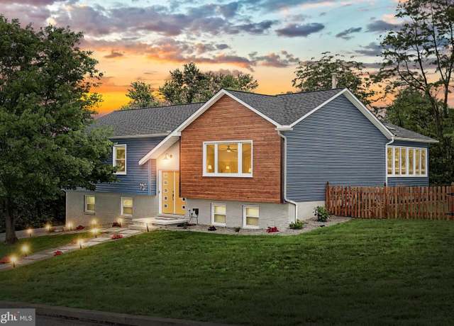 Property at 38 Hillside Ter, Glen Rock, PA 17327, 4 beds, 2 baths