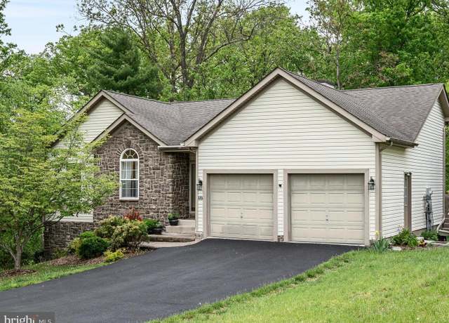 Property at 108 Eagle Dr, Cross Junction, VA 22625, 4 beds, 3 baths