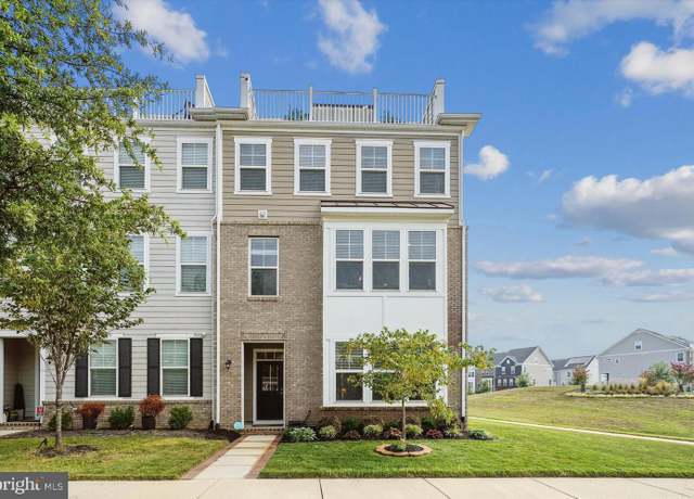 Property at 1522 Meadowlark Glen Rd, Dumfries, VA 22026, 4 beds, 3.5 baths
