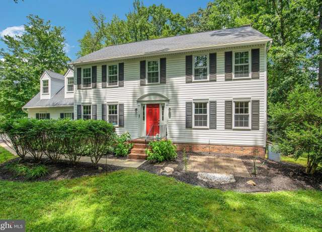 Property at 7504 Lake Shore Dr, Owings, MD 20736, 5 beds, 3.5 baths
