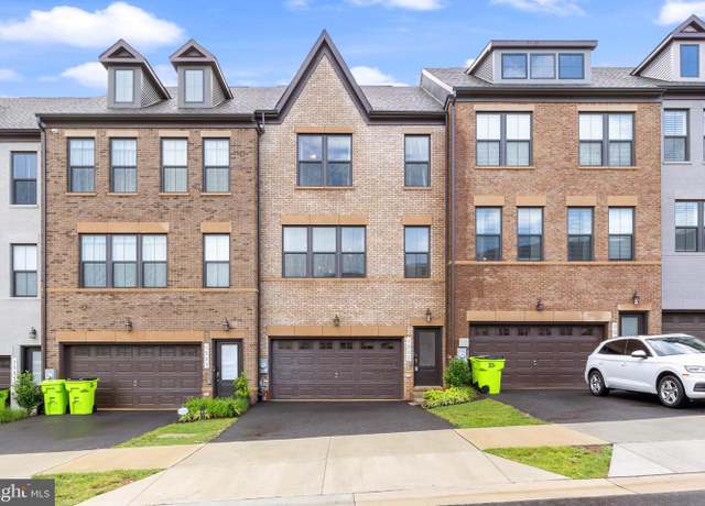 Property at 3581 Stella Blue Dr, Hyattsville, MD 20782, 4 beds, 4 baths