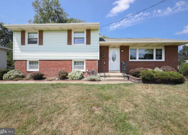 Property at 307 Kingston Rd, Cherry Hill, NJ 08034, 3 beds, 1.5 baths