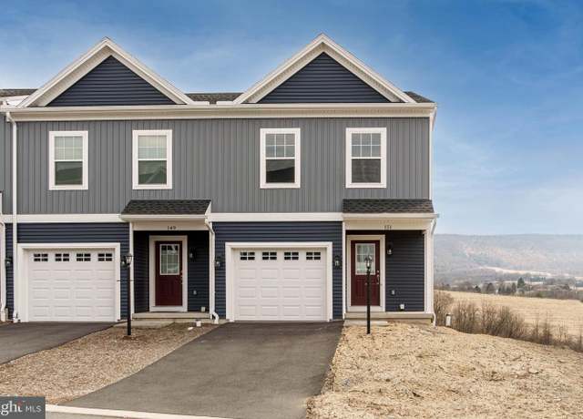 Property at 151 Highpoint Park Dr, Pleasant Gap, PA 16823, 3 beds, 2.5 baths