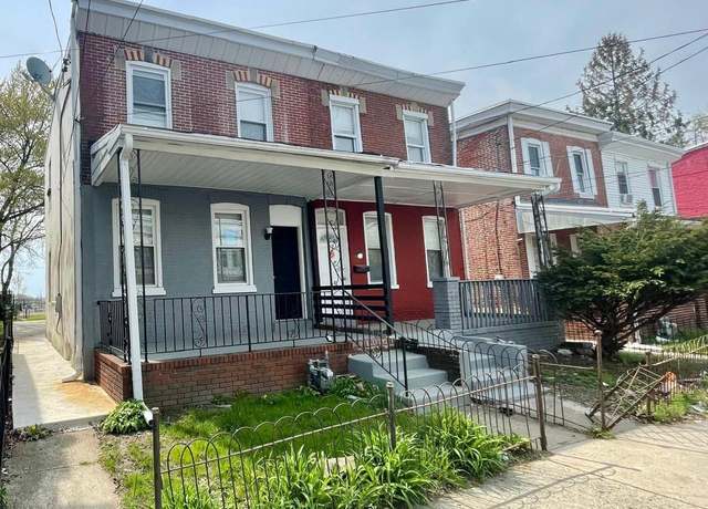 Property at 406 Highland Ave, Chester, PA 19013, 4 beds, 1.5 baths