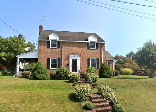 Property at 300 W Sixth St, Waynesboro, PA 17268, 3 beds, 2.5 baths