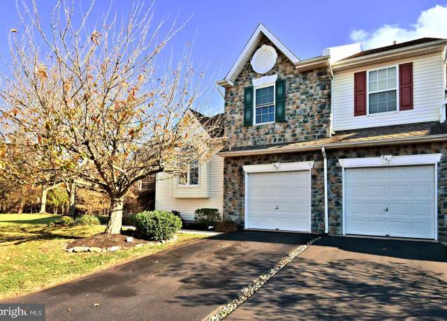 Property at 545 Broxton Ct, Harleysville, PA 19438, 3 beds, 2.5 baths