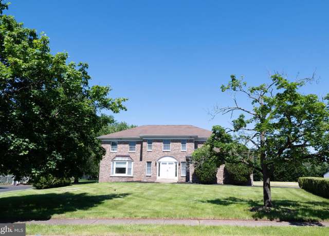 Property at 588 Weikel Rd, Lansdale, PA 19446, 4 beds, 2.5 baths