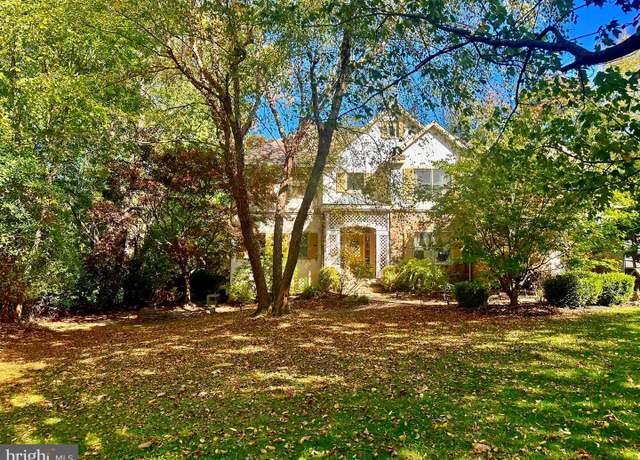 Property at 1695 Huntingdon Rd, Huntingdon Valley, PA 19006, 5 beds, 4.5 baths