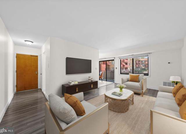 Property at 6441 Richmond Hwy #201, Alexandria, VA 22306, 1 bed, 1 bath