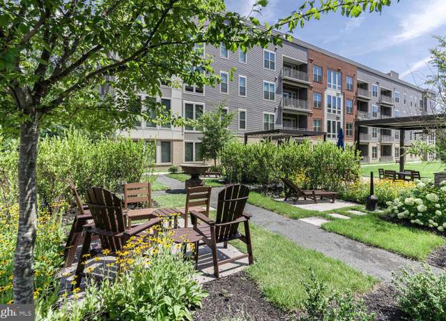 Property at 6104 Fairview Farm Dr #403, Alexandria, VA 22315, 2 beds, 2 baths