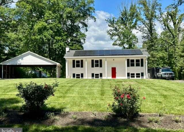 Property at 9512 Silas Dr, Nokesville, VA 20181, 4 beds, 3 baths