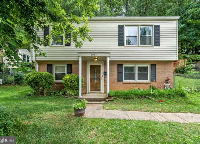 Property at 3937 Forestdale Ave, Woodbridge, VA 22193, 4 beds, 2 baths