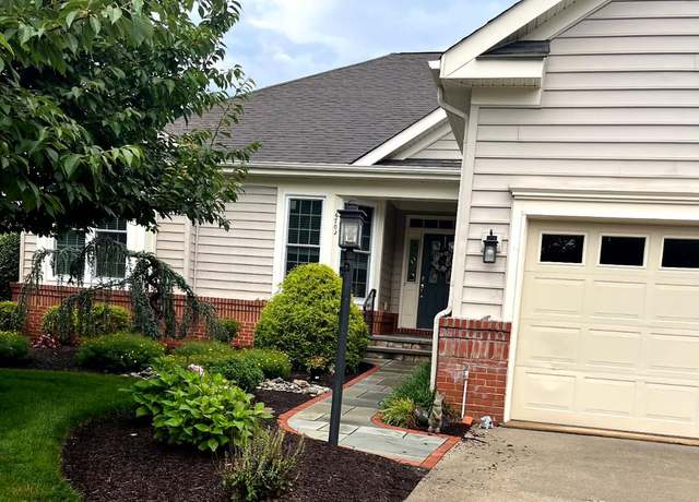 Property at 6709 Buglecall Pl, Gainesville, VA 20155, 4 beds, 3 baths
