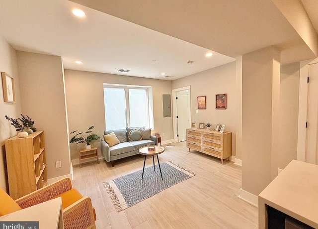 Property at 1806 D St NE #1, Washington, DC 20002, 2 beds, 1 bath