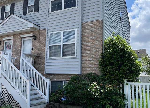 Property at 35 Renza Ln, Smyrna, DE 19977, 3 beds, 2.5 baths