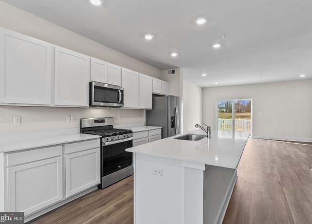 Property at 10608 Meridian Hill Way, Upper Marlboro, MD 20772, 4 beds, 3.5 baths