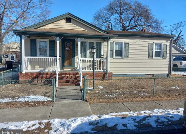 Property at 707 Kossuth St, Riverside, NJ 08075, 2 beds, 1 bath