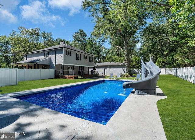 Property at 225 W Bird Village Rd, Jackson, NJ 08527, 4 beds, 3.5 baths