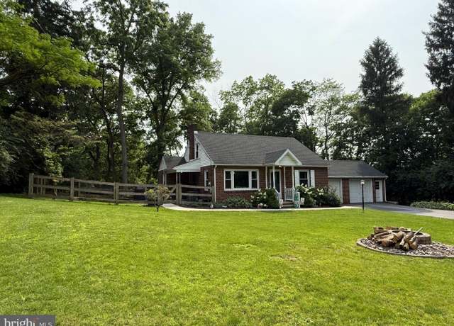 Property at 3226 State Hill Rd, Reading, PA 19608, 3 beds, 2.5 baths