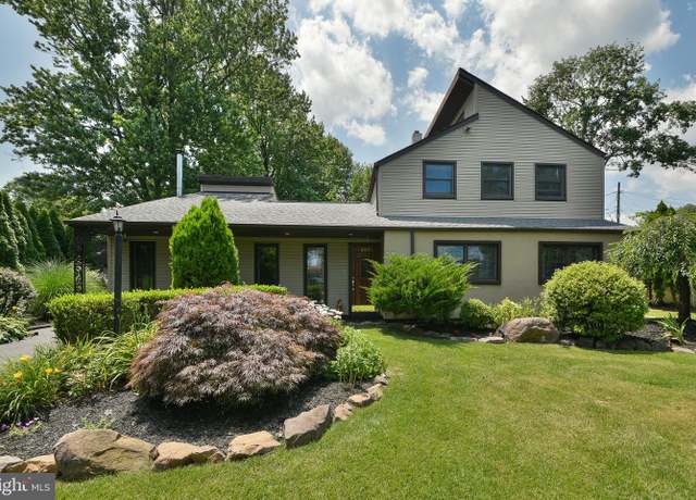 Property at 607 Cembra Ct, Feasterville Trevose, PA 19053, 4 beds, 2 baths