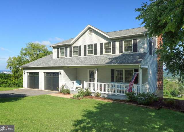 Property at 624 Struble Rd, State College, PA 16801, 4 beds, 2.5 baths