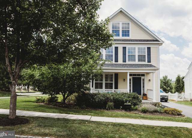 Property at 106 Trinley St, Pottstown, PA 19465, 3 beds, 2.5 baths