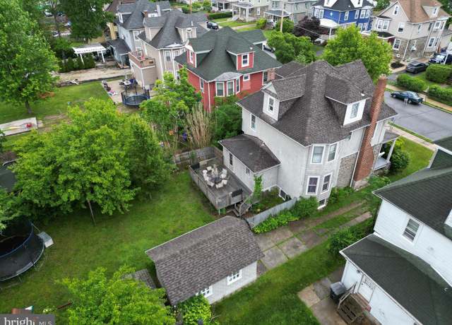 Property at 725 14th Ave, Prospect Park, PA 19076, 6 beds, 2 baths