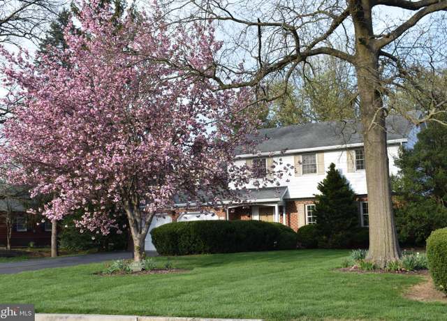 Property at 244 Orchard Cir, Greencastle, PA 17225, 4 beds, 2.5 baths