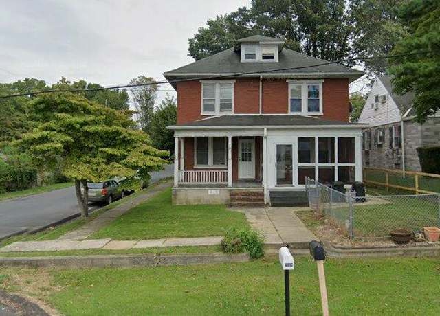 Property at 1324 Millersville Pike, Lancaster, PA 17603, 3 beds, 1 bath