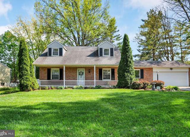 Property at 24 Strassburg Cir, Shrewsbury, PA 17361, 3 beds, 1.5 baths