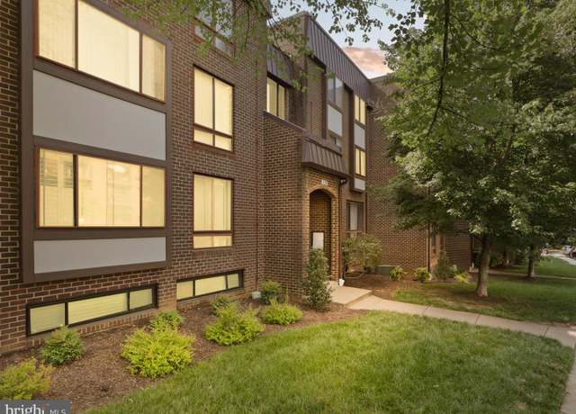 Property at 120 Roberts Ln #400, Alexandria, VA 22314, 2 beds, 2 baths