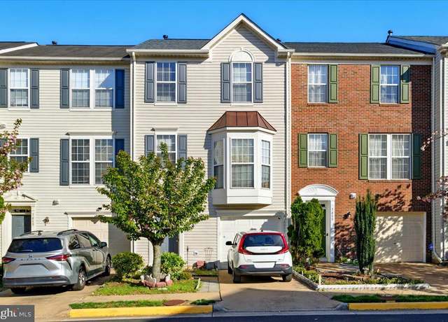 Property at 7857 Dogue Indian Cir, Lorton, VA 22079, 3 beds, 2.5 baths