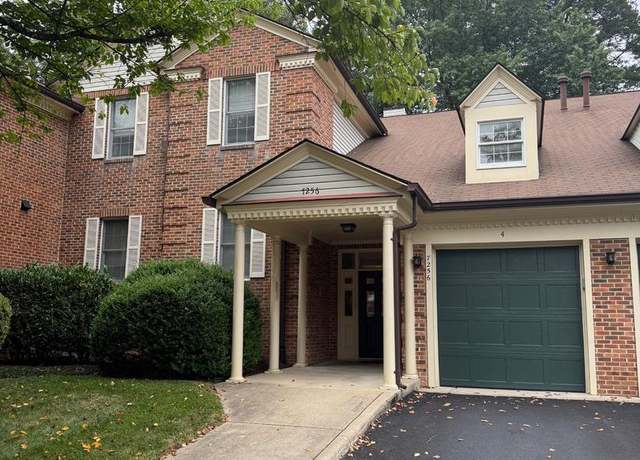 Property at 7256 Glen Hollow Ct #4, Annandale, VA 22003, 2 beds, 1 bath