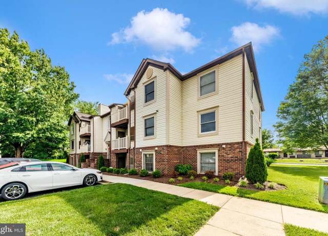 Property at 802 Stratford Way Unit L, Frederick, MD 21701, 2 beds, 1 bath