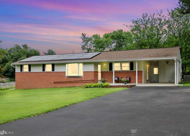 Property at 8409 Elko Dr, Ellicott City, MD 21043, 3 beds, 2.5 baths