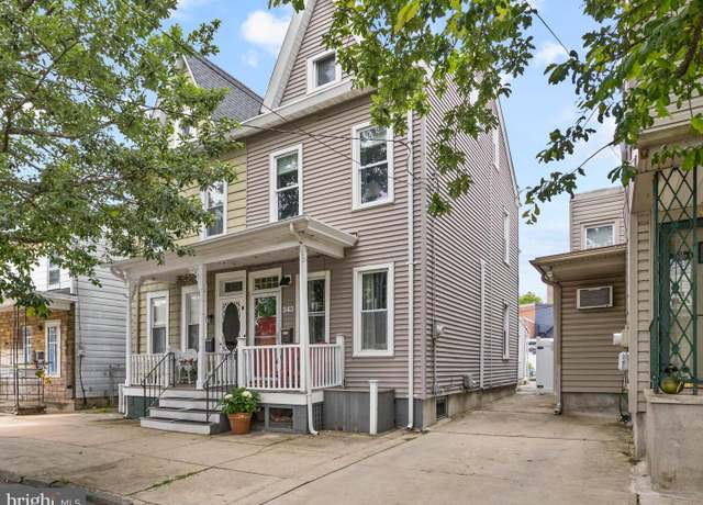Property at 343 Prince St, Bordentown, NJ 08505, 4 beds, 1.5 baths
