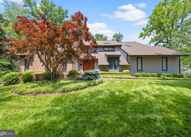 Property at 503 Birch Dr, Cherry Hill, NJ 08003, 5 beds, 3.5 baths