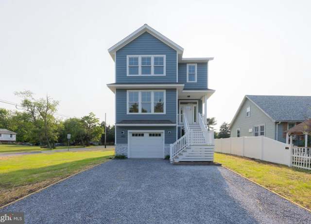 Property at 390 Marine St, Tuckerton, NJ 08087, 3 beds, 2.5 baths