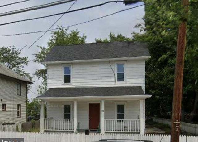 Property at 15 Walnut St, Penns Grove, NJ 08069, 4 beds, 1 bath