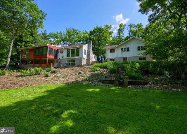 Property at 3894 Old Harrisburg Pike, Mount Joy, PA 17552, 3 beds, 3 baths