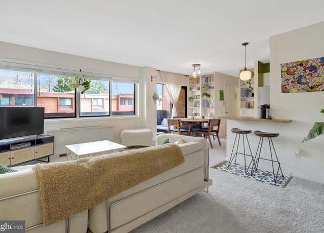 Property at 1510 S George Mason Dr #20, Arlington, VA 22204, 1 bed, 1 bath