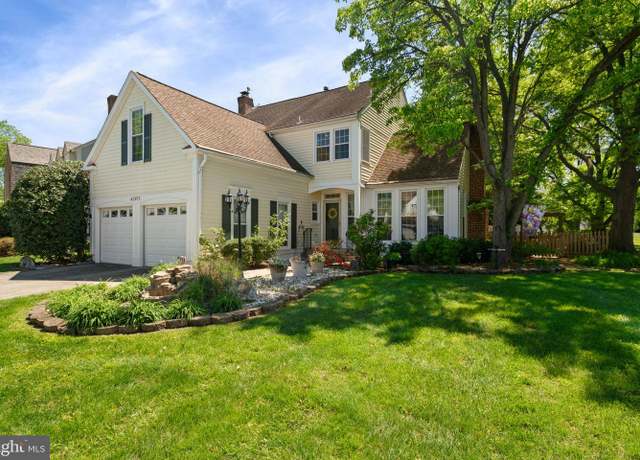 Property at 43971 Urbancrest Ct, Ashburn, VA 20147, 4 beds, 3.5 baths