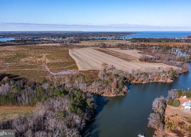 Property at 3352 Coles Point Rd, Hague, VA 22469