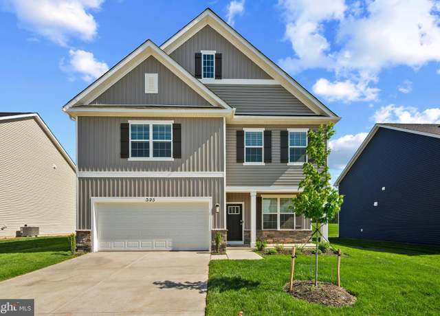 Property at 325 Atkinson St, Shenandoah Junction, WV 25442, 4 beds, 2.5 baths