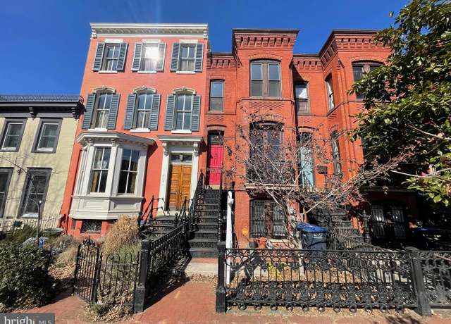 Property at 812 E St SE, Washington, DC 20003, 4 beds, 3 baths