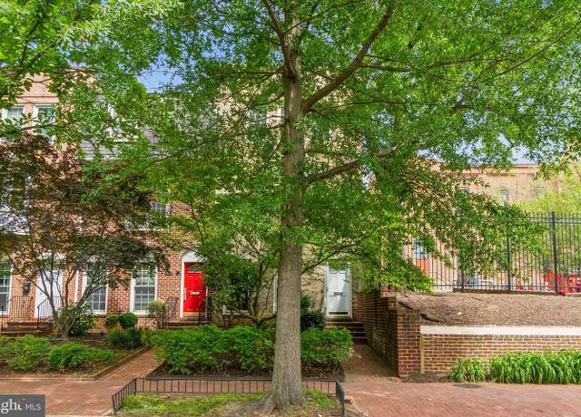 Property at 414 3rd St SE, Washington, DC 20003, 3 beds, 3.5 baths