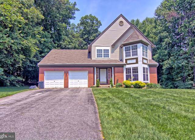 Property at 300 Bonnie Meadow Cir, Reisterstown, MD 21136, 6 beds, 3.5 baths