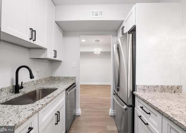 Property at 3837 Hamilton St Unit J-102, Hyattsville, MD 20781, 2 beds, 1 bath