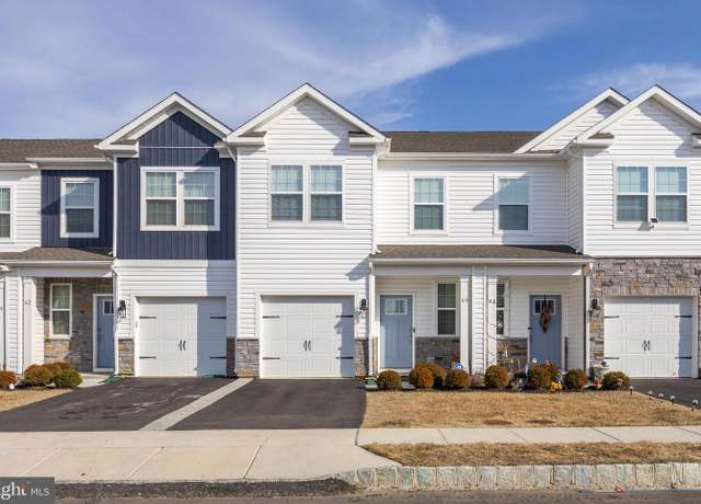 Property at 60 Nelsons Way, Westampton, NJ 08060, 3 beds, 2.5 baths