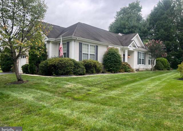 Property at 121 Glengarry Ln, Hainesport, NJ 08036, 2 beds, 2 baths